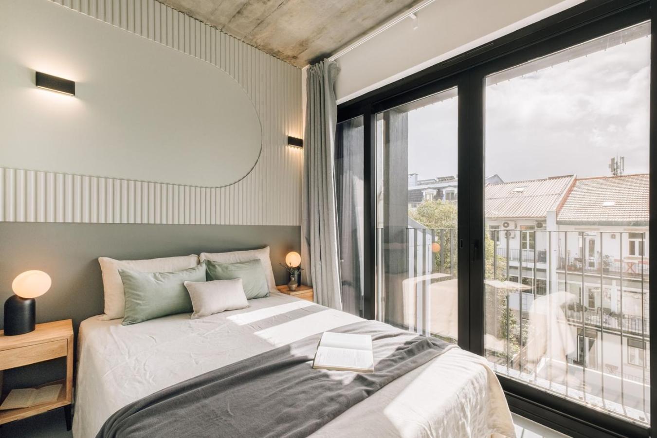 Apartment Vouga - 2 Bedrooms And Parking In Santo Antonio Lissabon